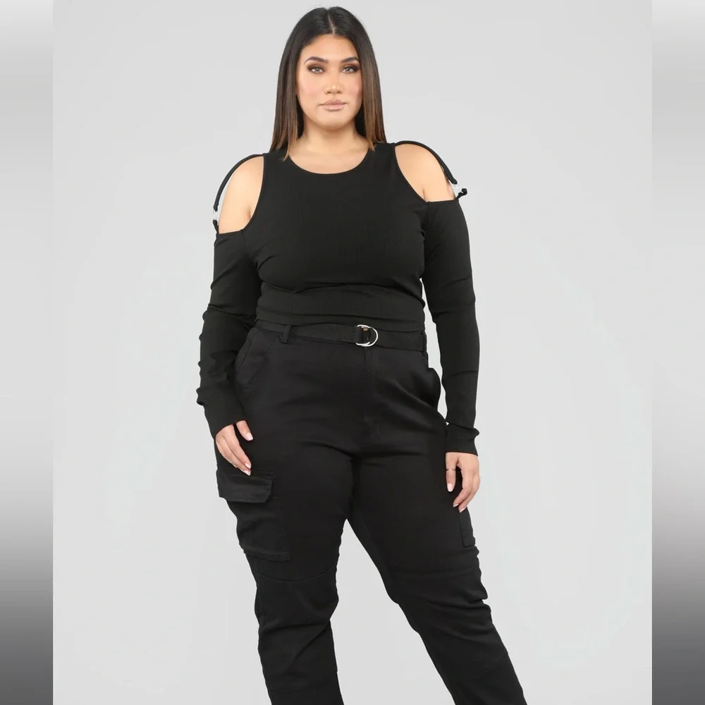 Black top o ring sleeves “ doing it my way top“ - Picture 5 of 7